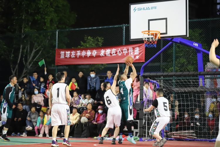 进攻中的核